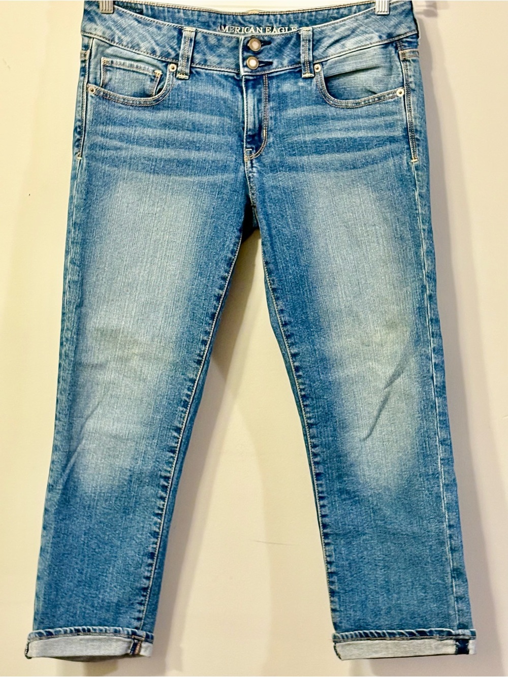 American Eagle Outfitters Light Blue Cropped Stretch Jeans